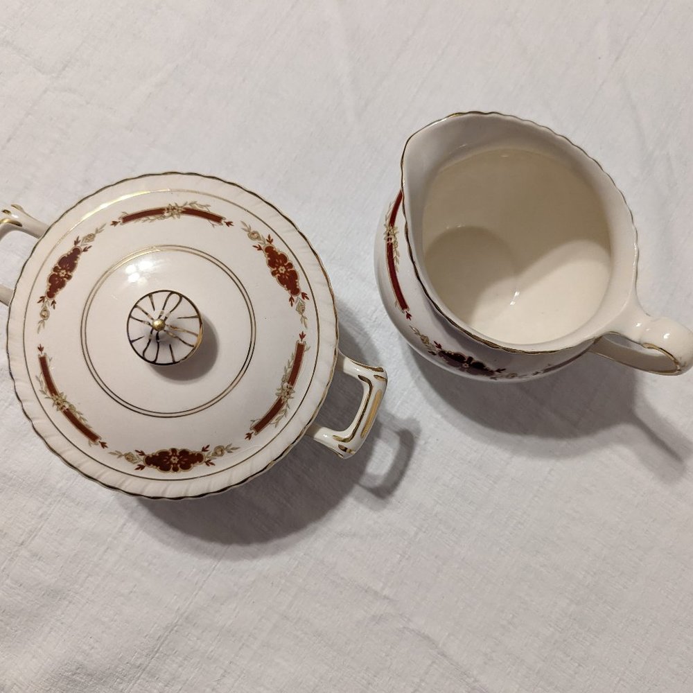 Guildford Maroon Pattern Sugar Pot with Lid, Creamer Server (no lid)